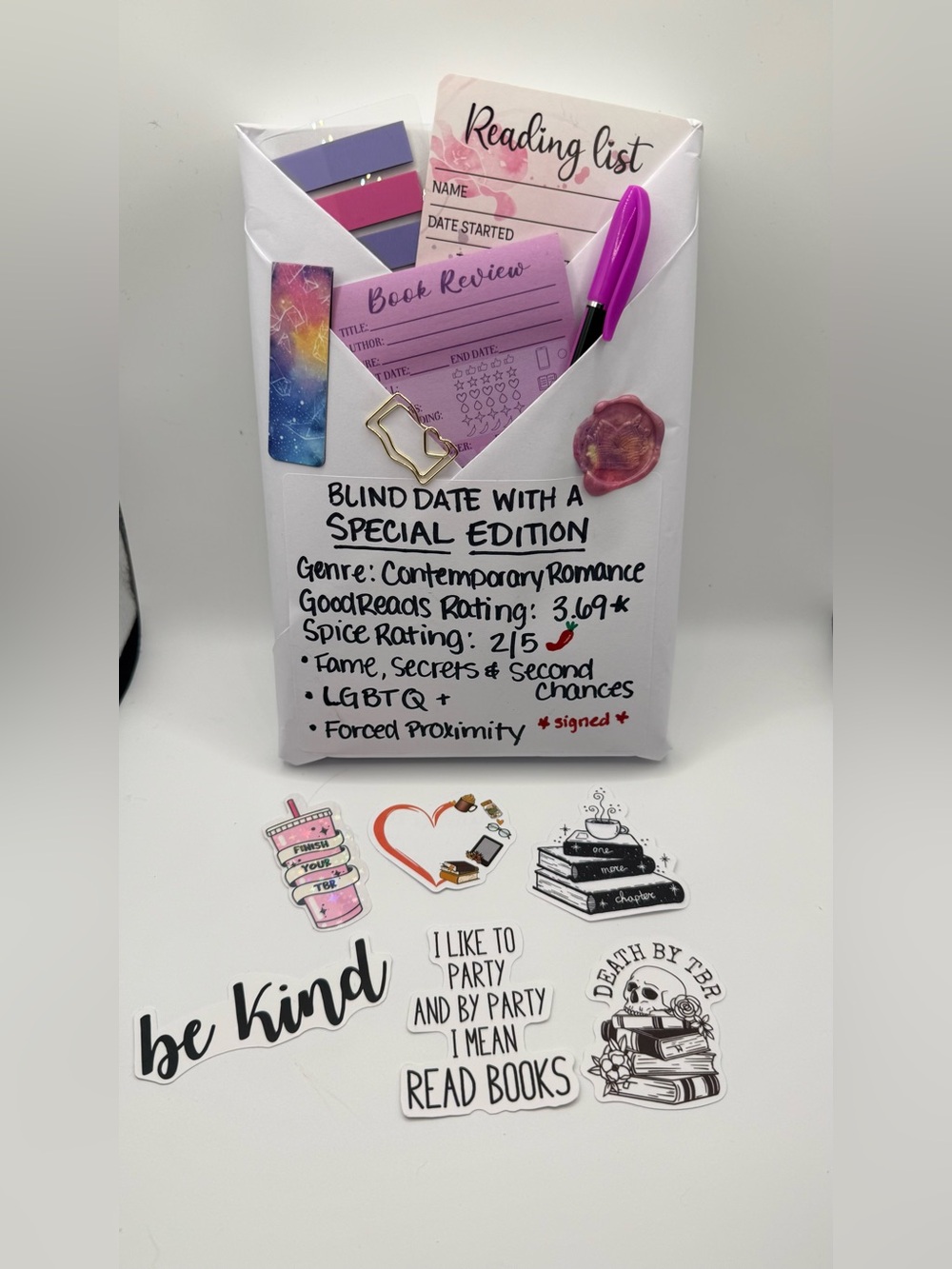 Blind Date with a Special Edition #7 – Contemporary Romance Book + Accessories